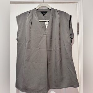 Banana Republic Cap Sleeve Shirt - Green/Gray - Small